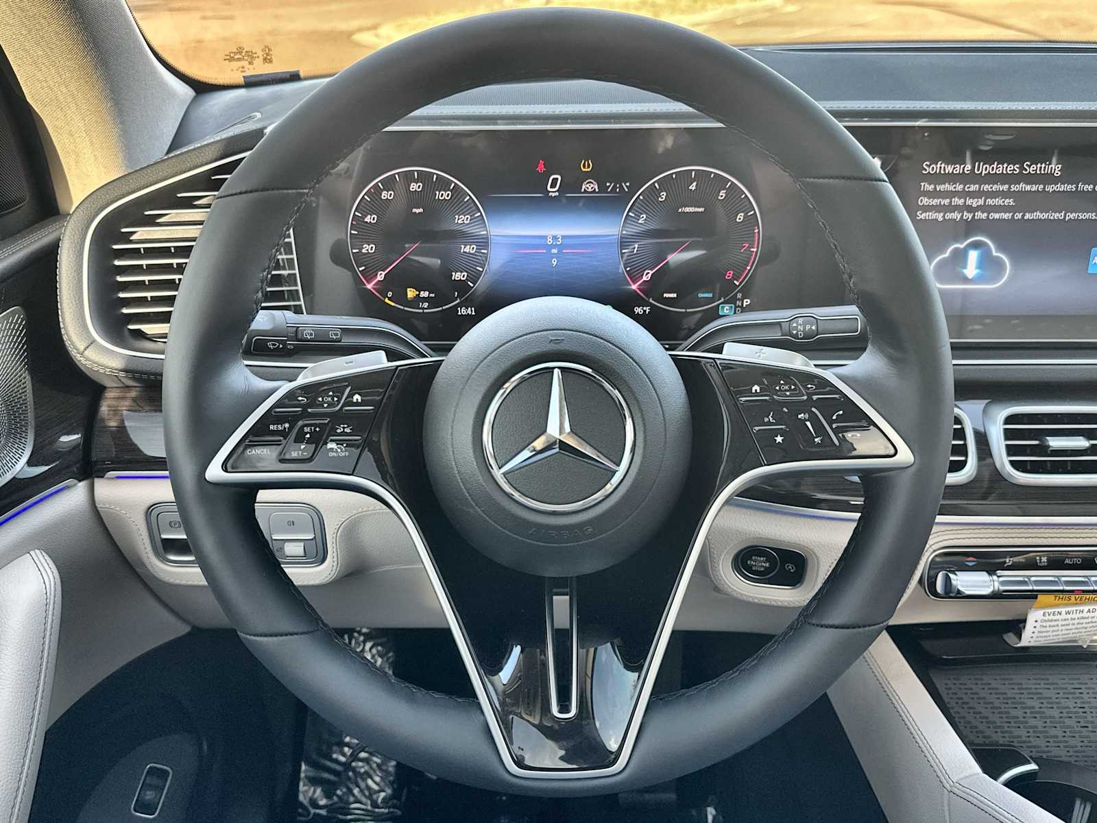 Thumbnail: 2026 Mercedes-Benz GLE - 21