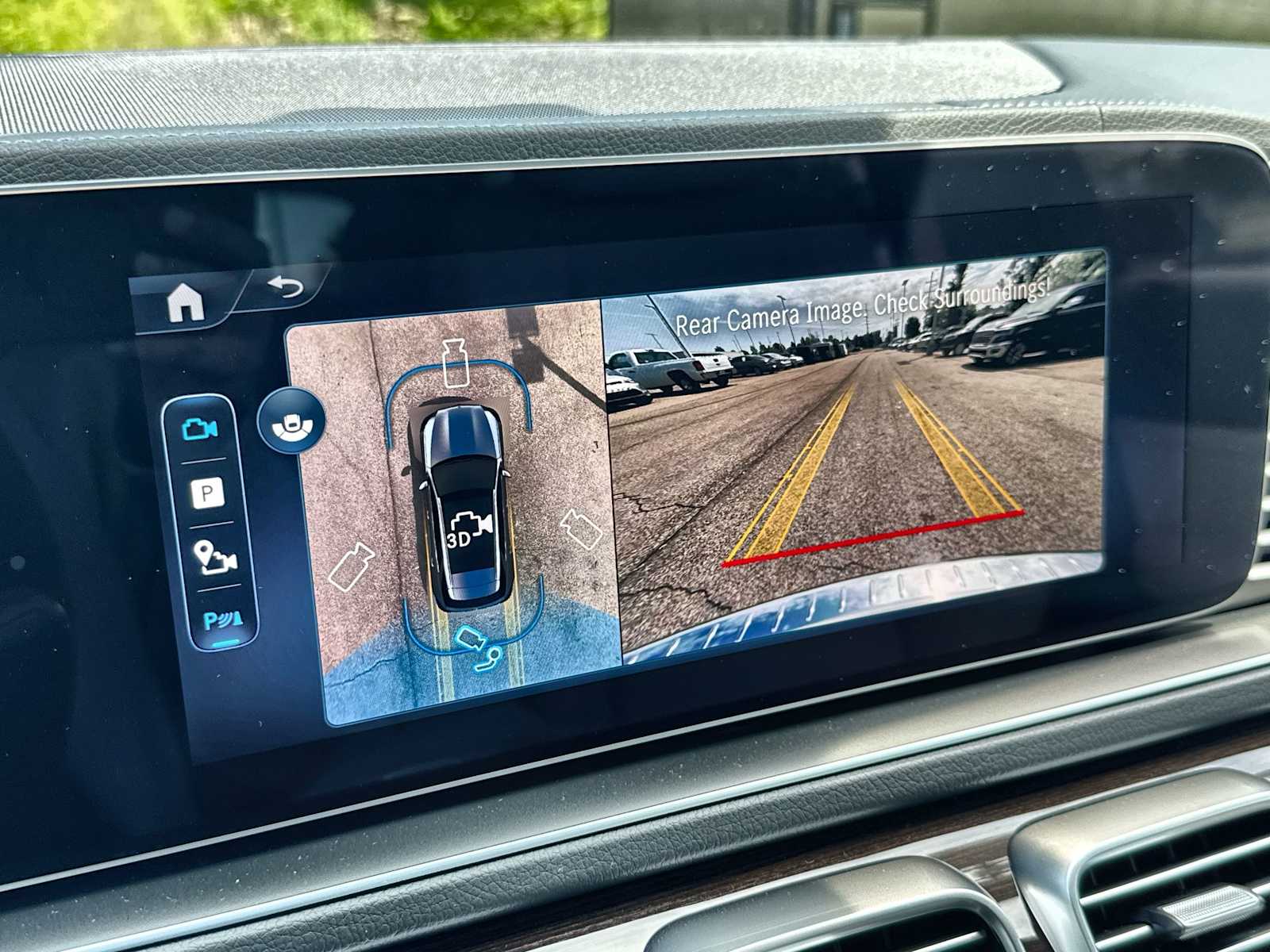 Thumbnail: 2026 Mercedes-Benz GLE - 27