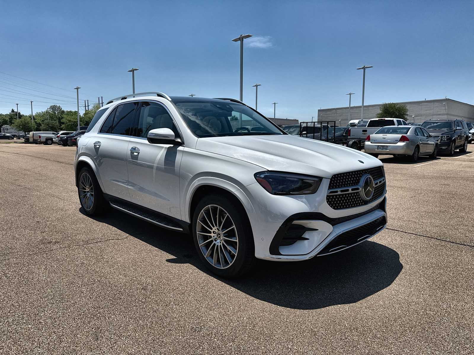 Thumbnail: 2026 Mercedes-Benz GLE - 11