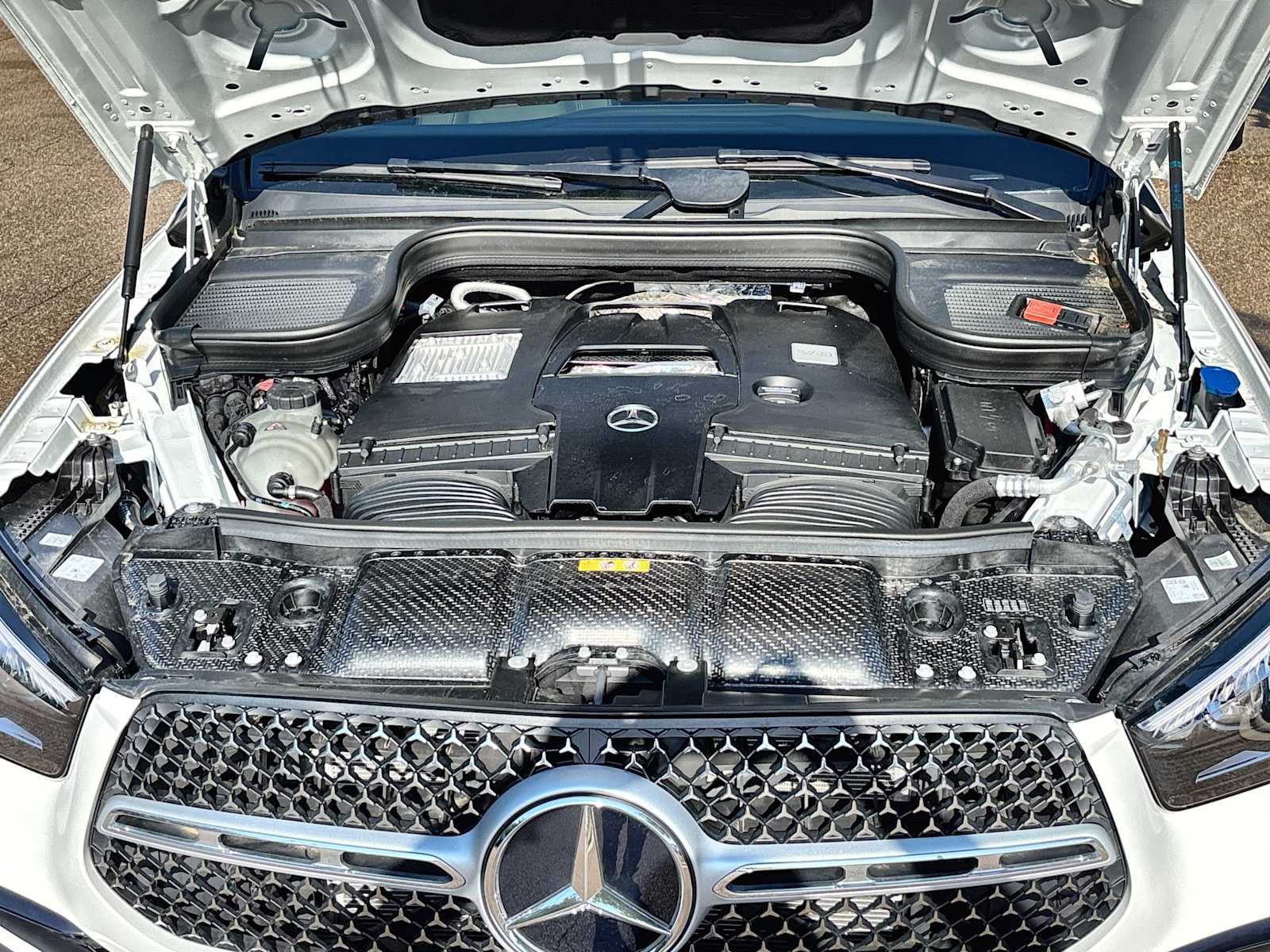 Thumbnail: 2025 Mercedes-Benz GLE - 12