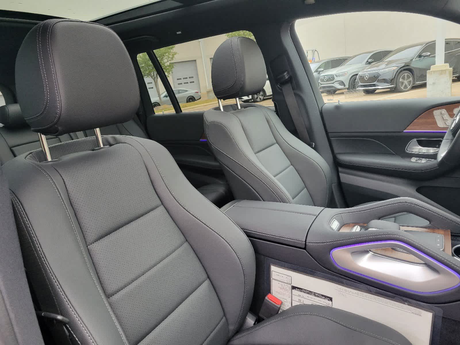 Thumbnail: 2025 Mercedes-Benz GLS - 21