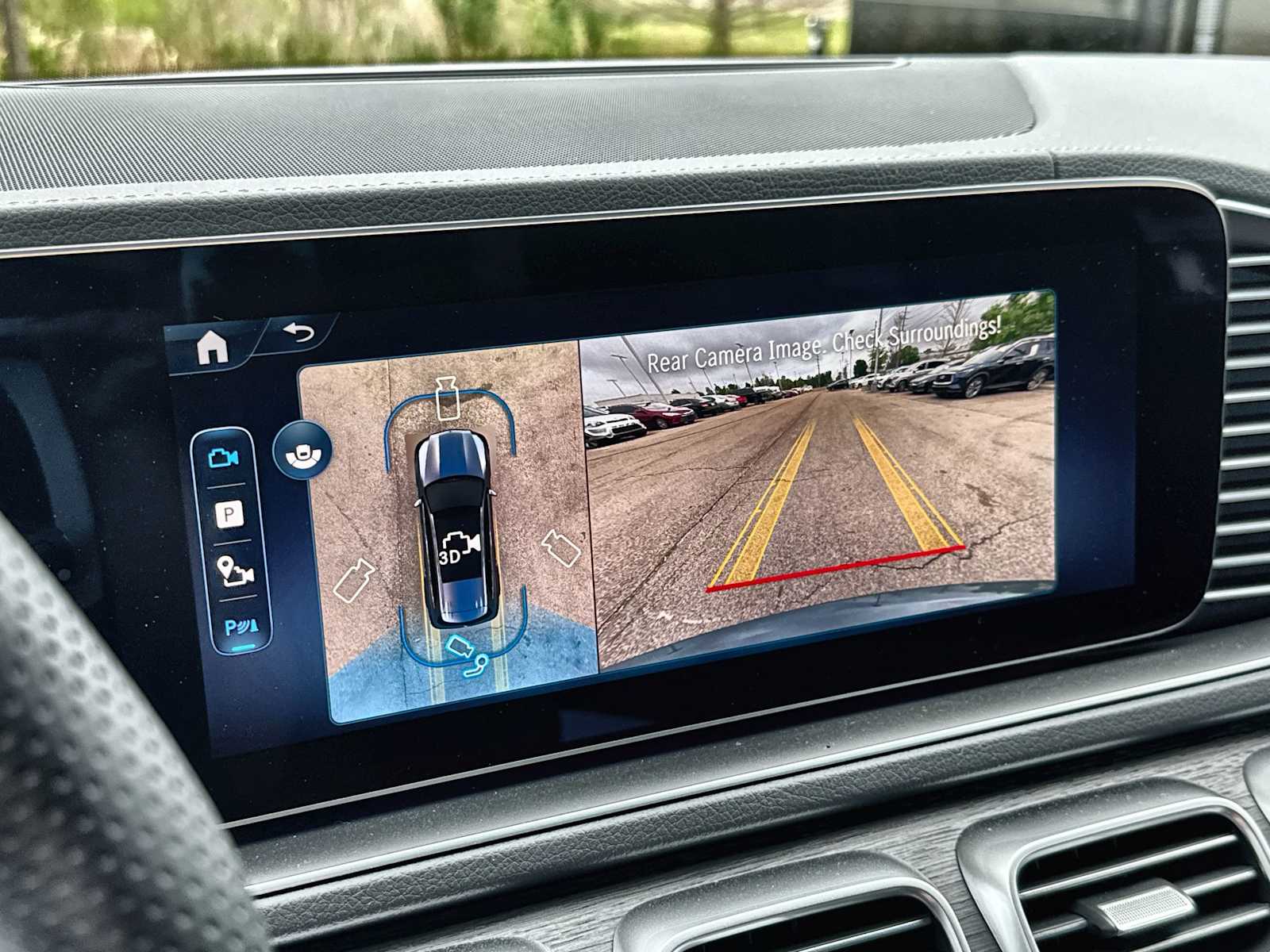 Thumbnail: 2026 Mercedes-Benz GLS - 27