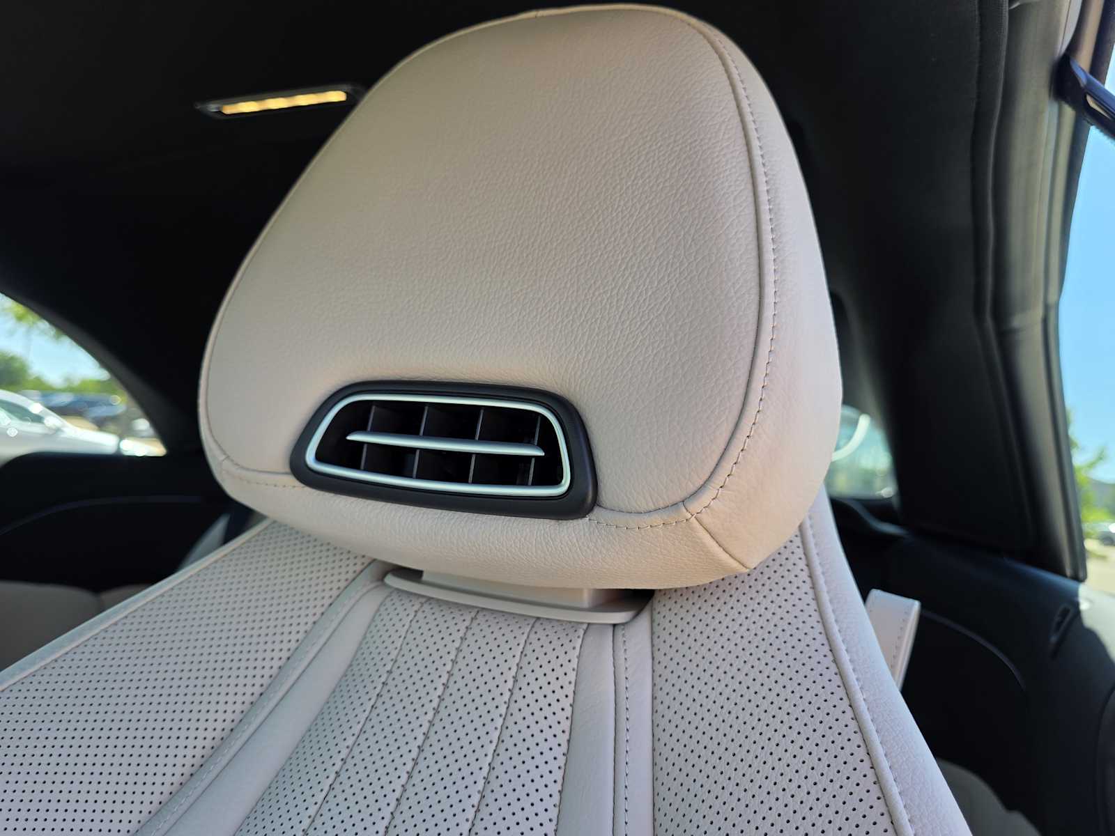 Thumbnail: 2026 Mercedes-Benz CLE - 16