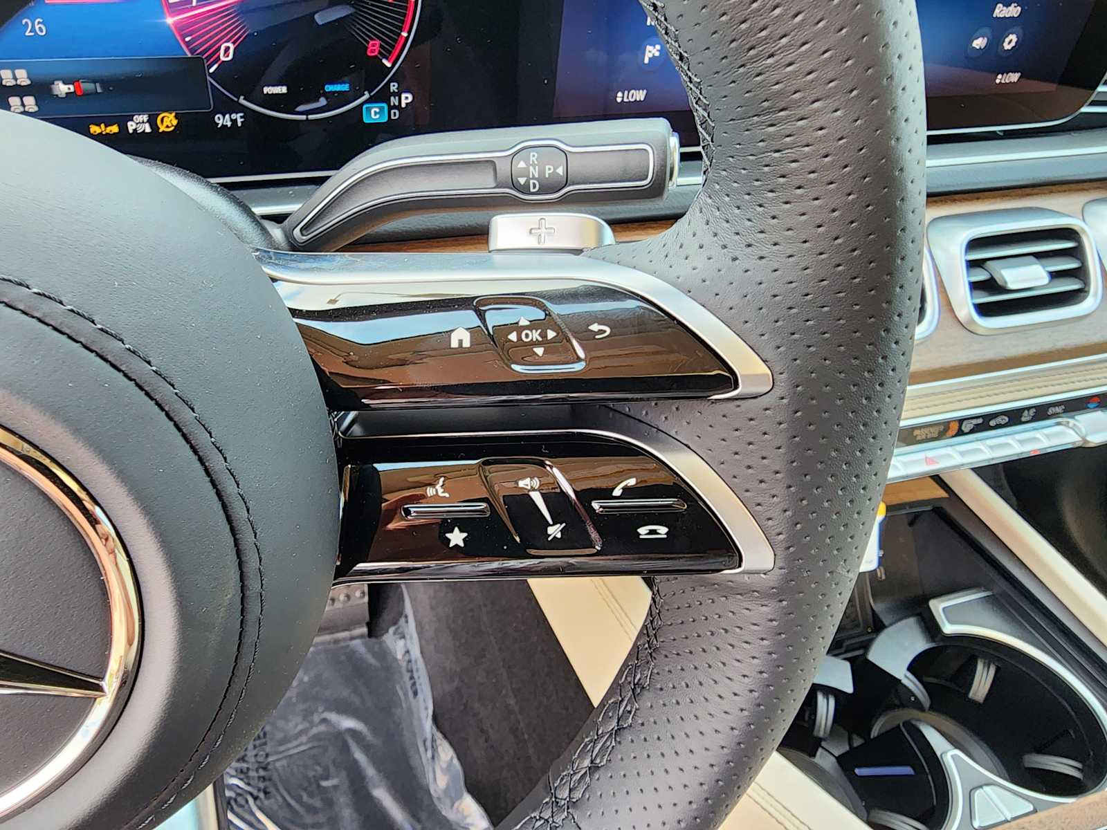 Thumbnail: 2025 Mercedes-Benz GLS - 20