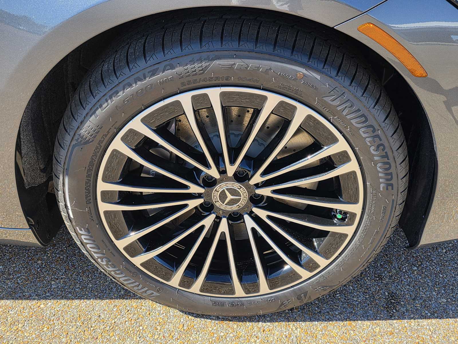 Thumbnail: 2026 Mercedes-Benz S-Class - 27