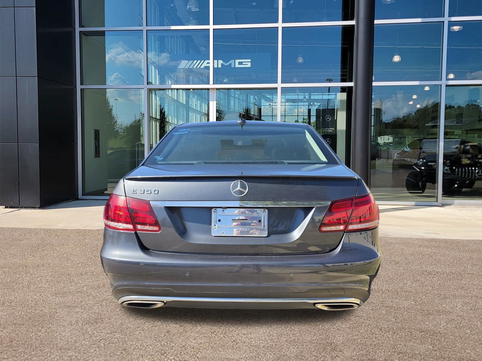 Thumbnail: 2014 Mercedes-Benz E-Class - 3