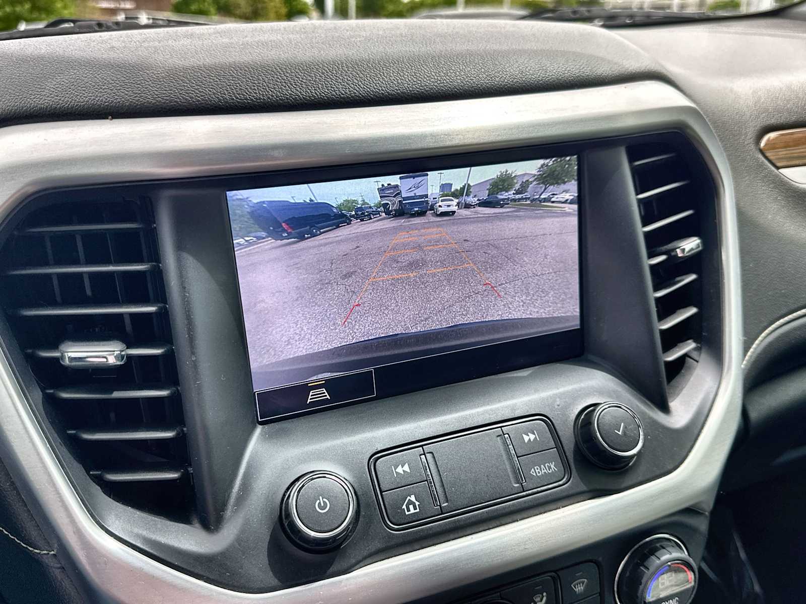 Thumbnail: 2022 GMC Acadia - 27