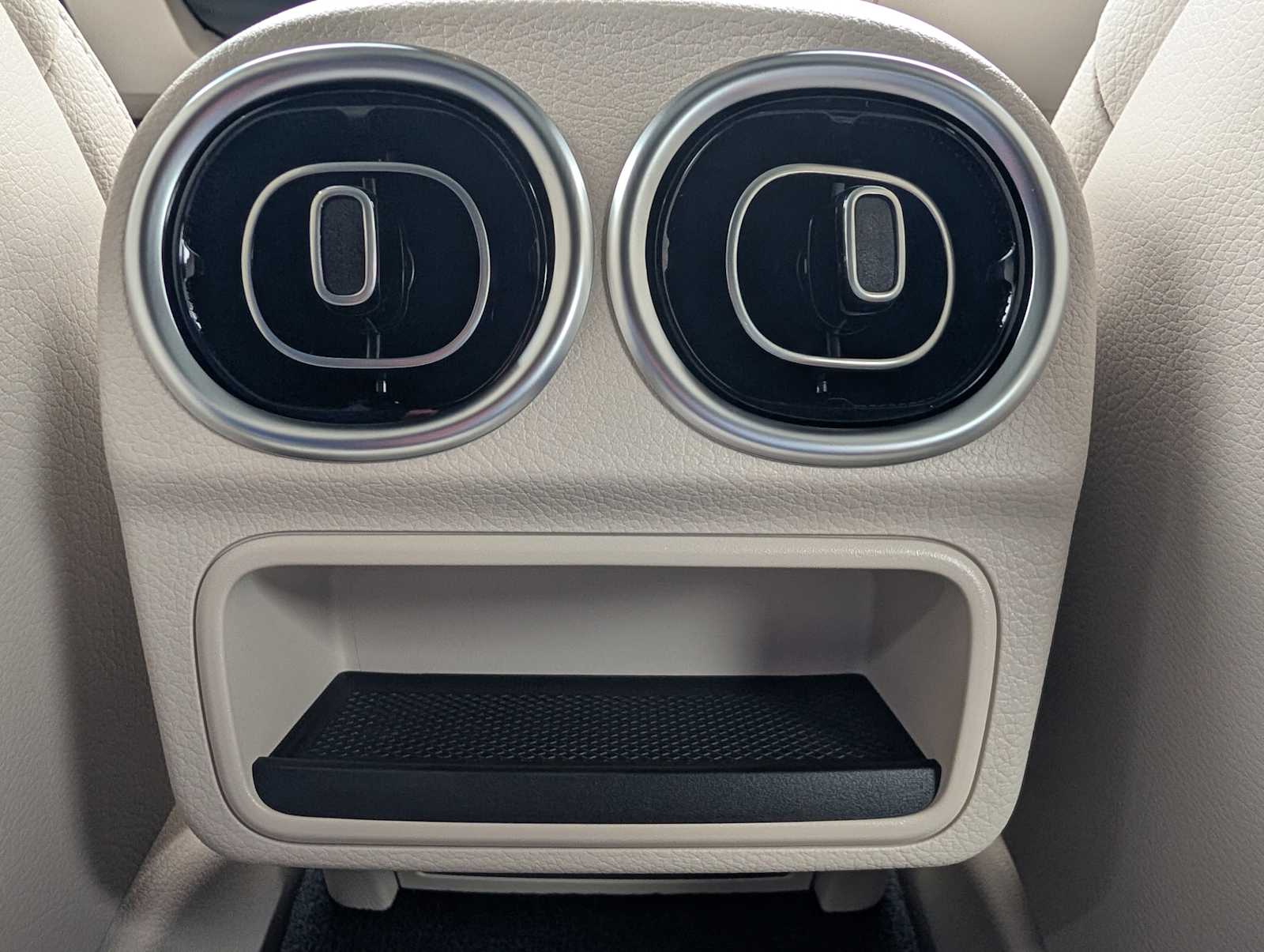 Thumbnail: 2026 Mercedes-Benz CLE - 22