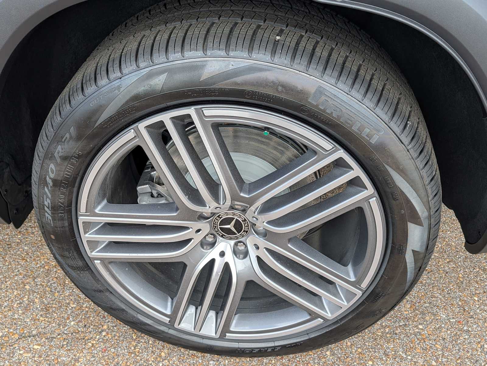 Thumbnail: 2026 Mercedes-Benz GLS - 28