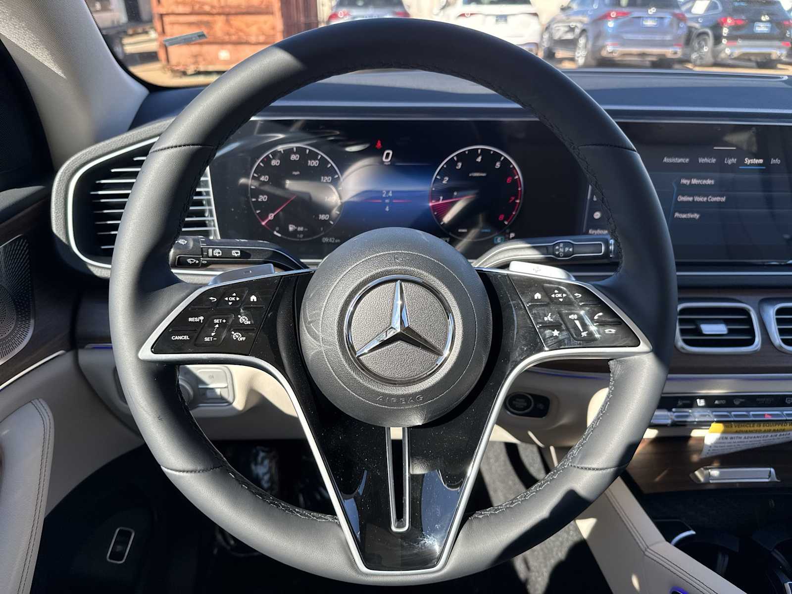 Thumbnail: 2026 Mercedes-Benz GLE - 21