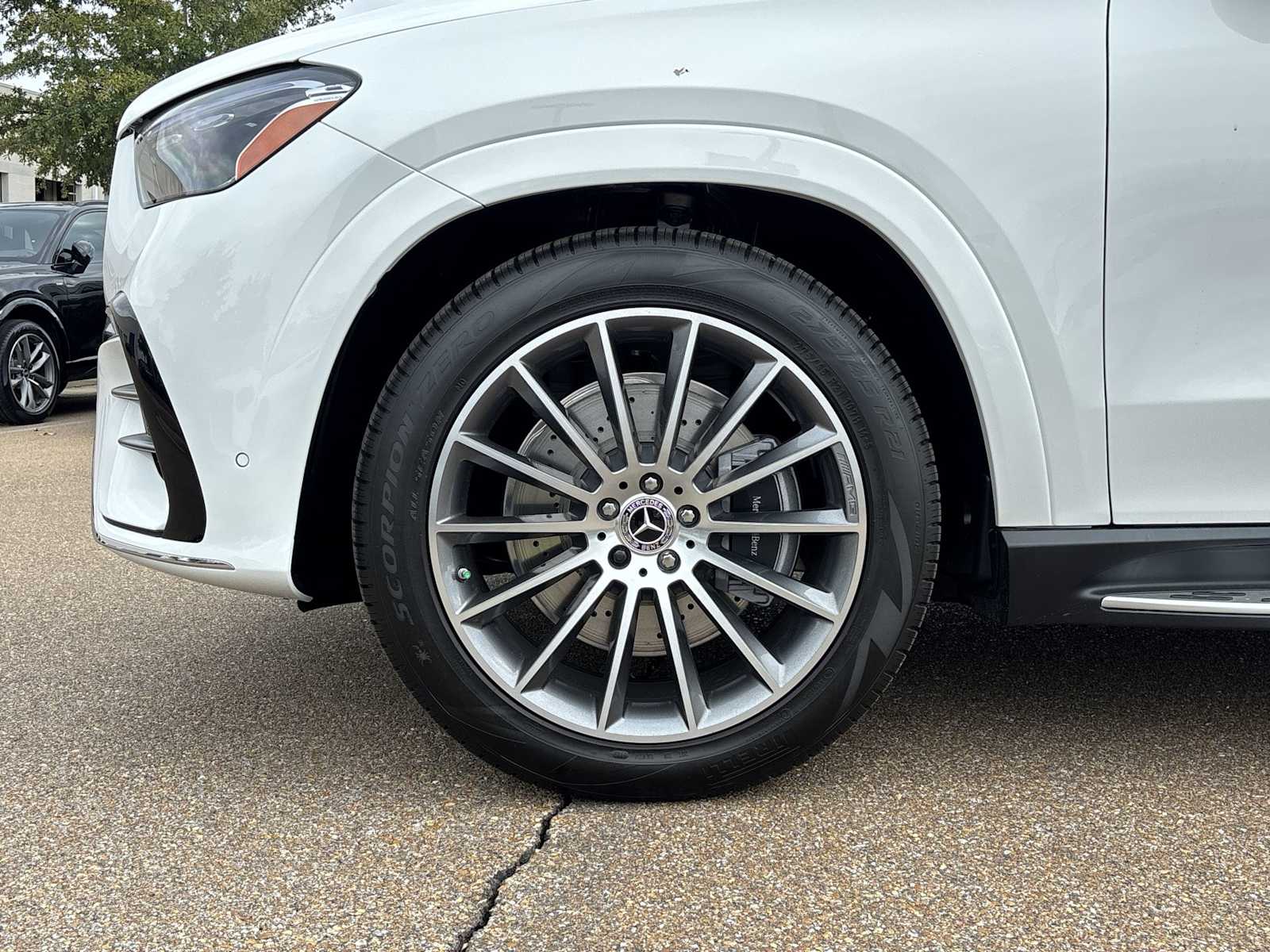 Thumbnail: 2026 Mercedes-Benz GLE - 12