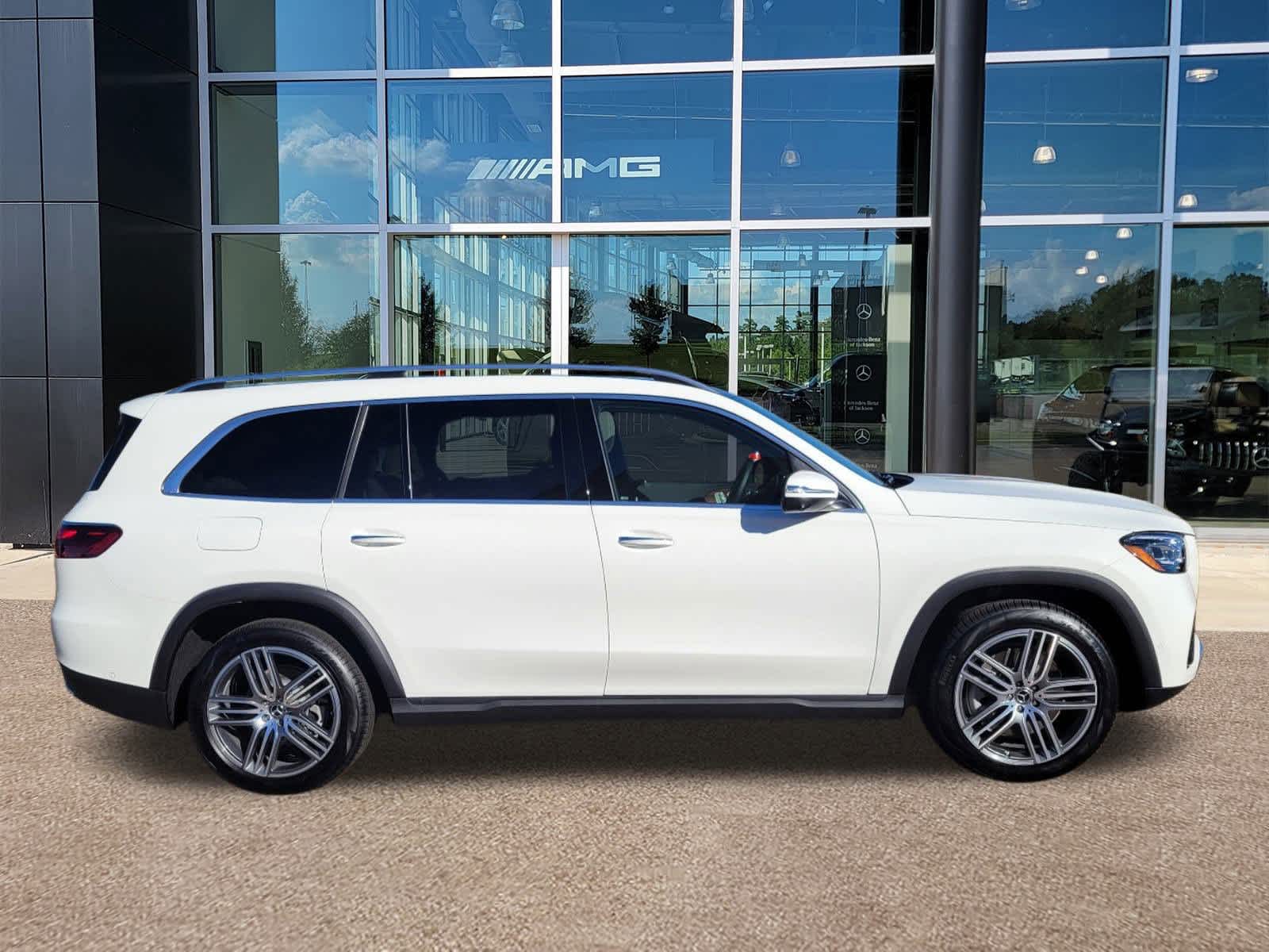 Thumbnail: 2025 Mercedes-Benz GLS - 25