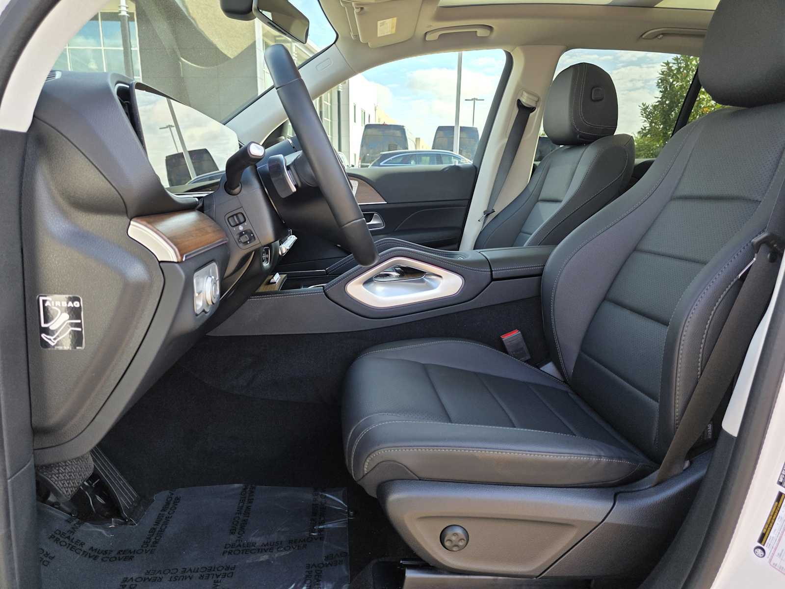 Thumbnail: 2025 Mercedes-Benz GLE - 10