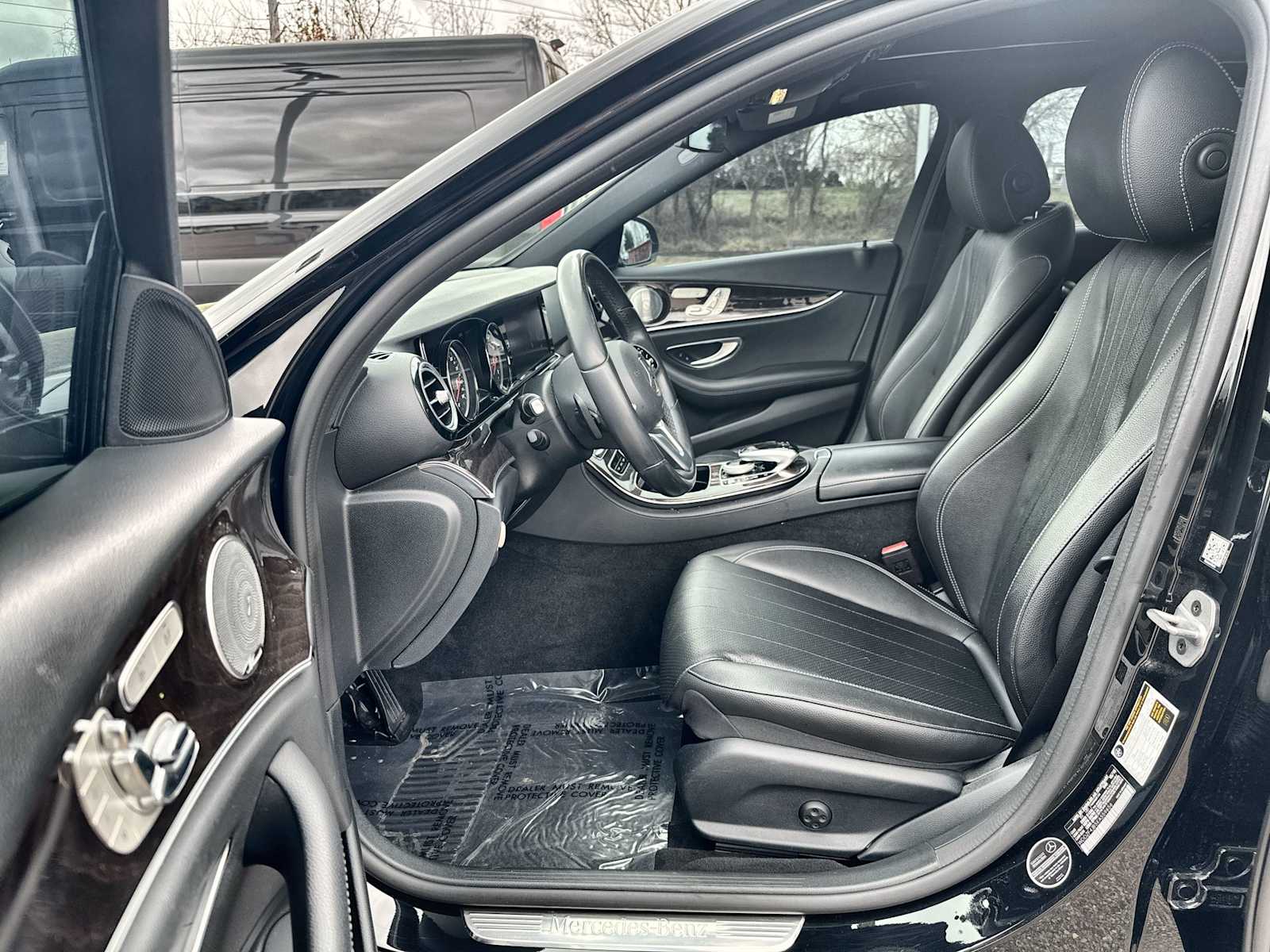 Thumbnail: 2019 Mercedes-Benz E-Class - 2