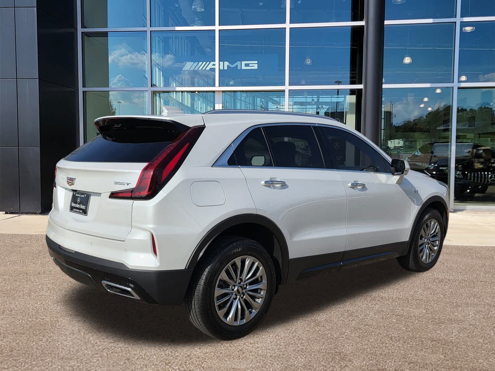 Thumbnail: 2025 Cadillac XT4 - 5