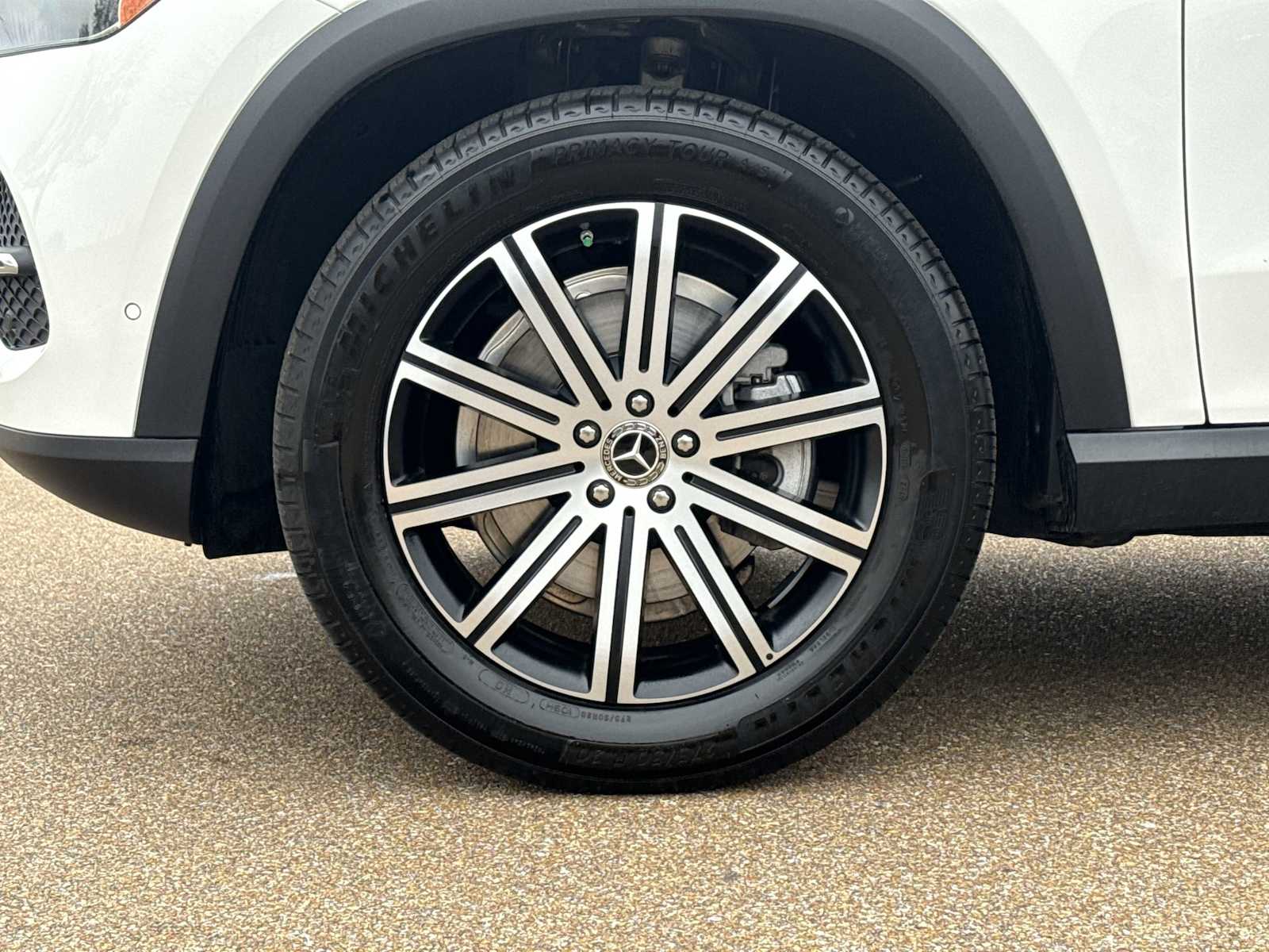 Thumbnail: 2026 Mercedes-Benz GLE - 12