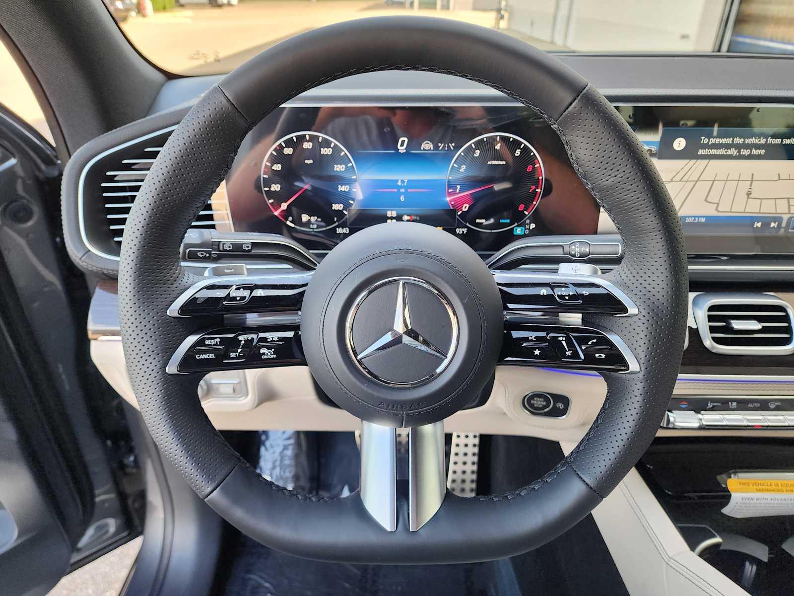 Thumbnail: 2025 Mercedes-Benz GLS - 18