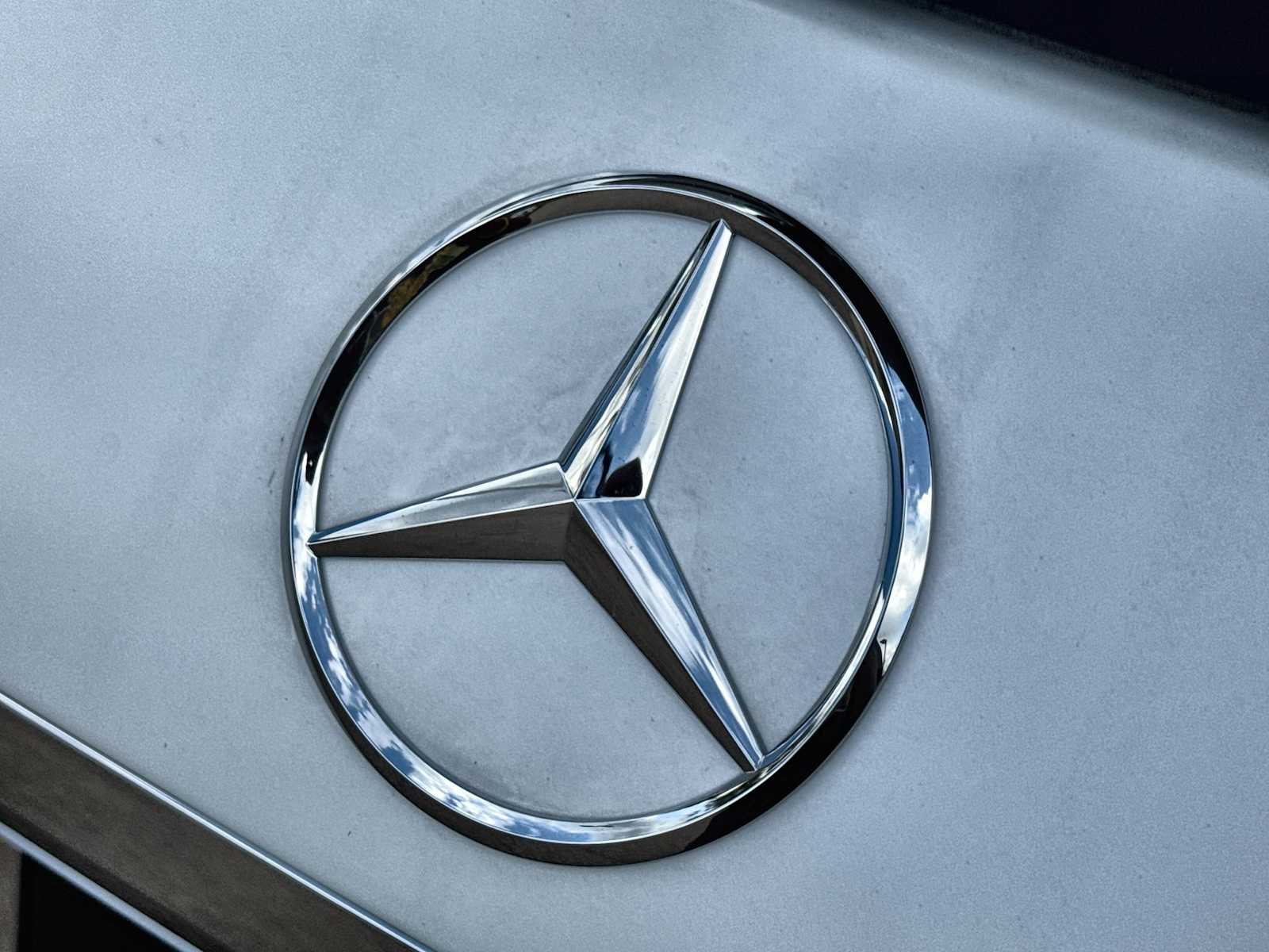Thumbnail: 2026 Mercedes-Benz GLE - 16
