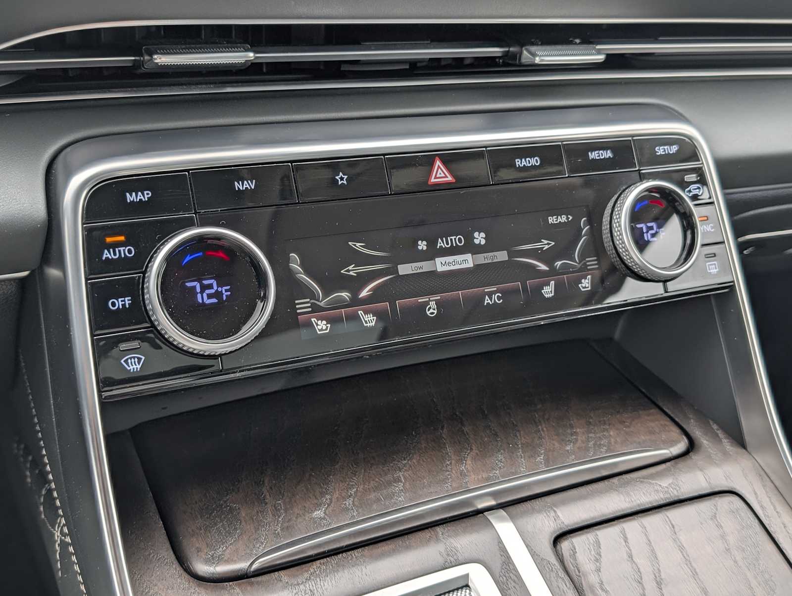 Thumbnail: 2024 Genesis GV80 - 19