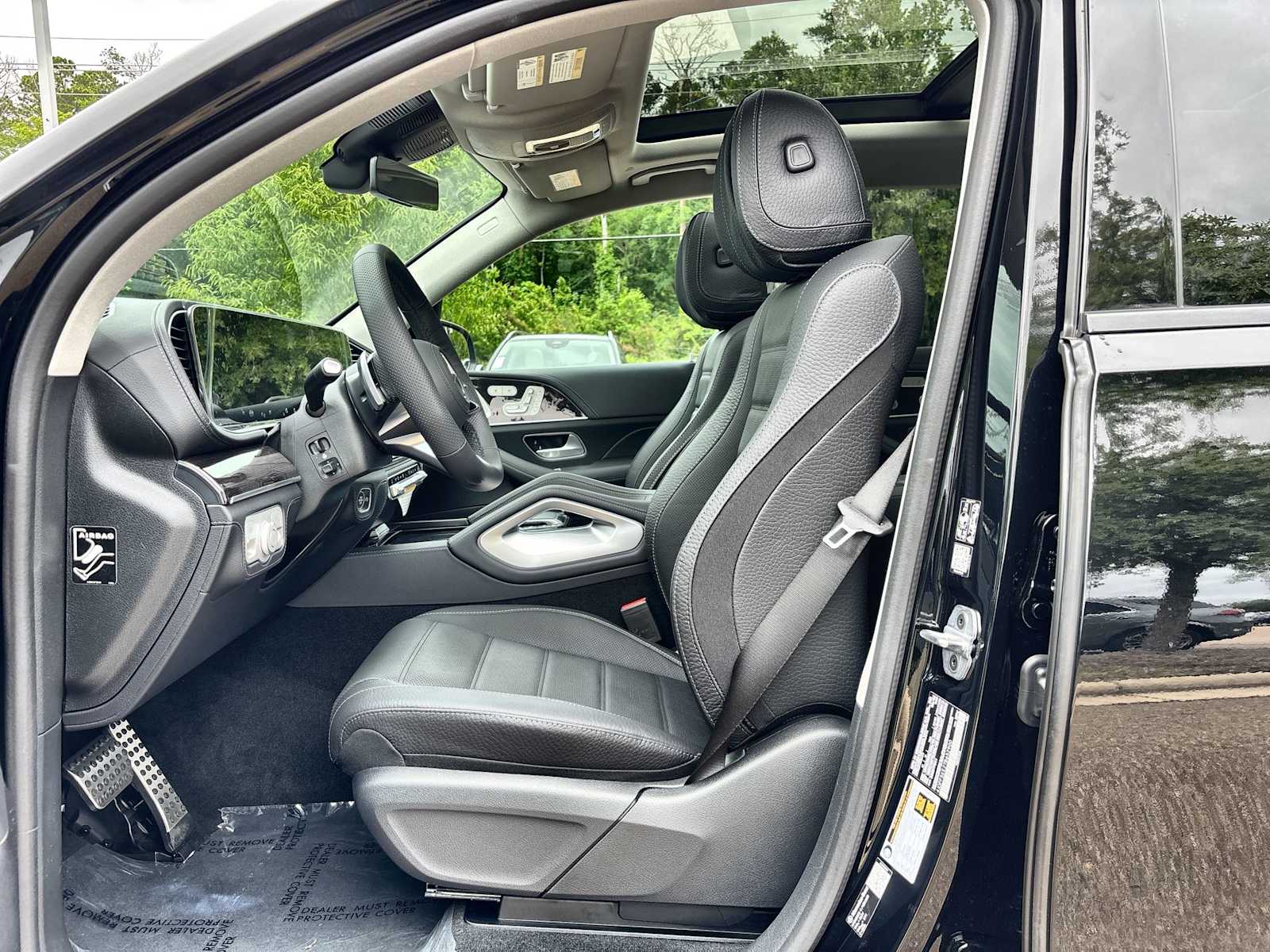 Thumbnail: 2026 Mercedes-Benz GLS - 3