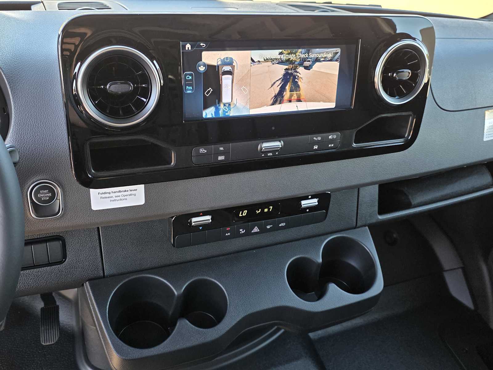 Thumbnail: 2026 Mercedes-Benz Sprinter - 20