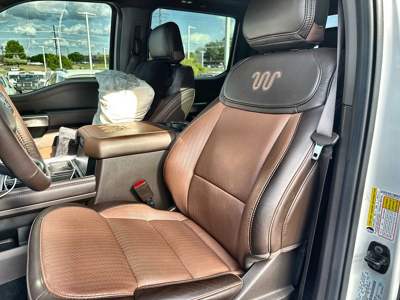 Thumbnail: 2025 Ford Econoline - 3