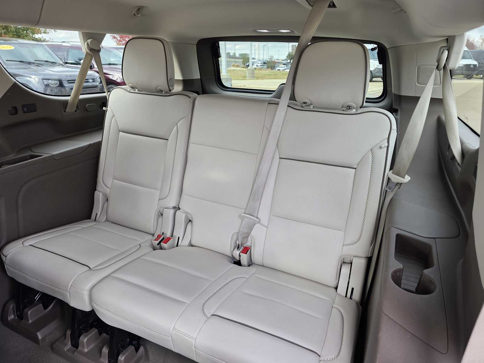 Thumbnail: 2022 GMC Yukon XL - 20