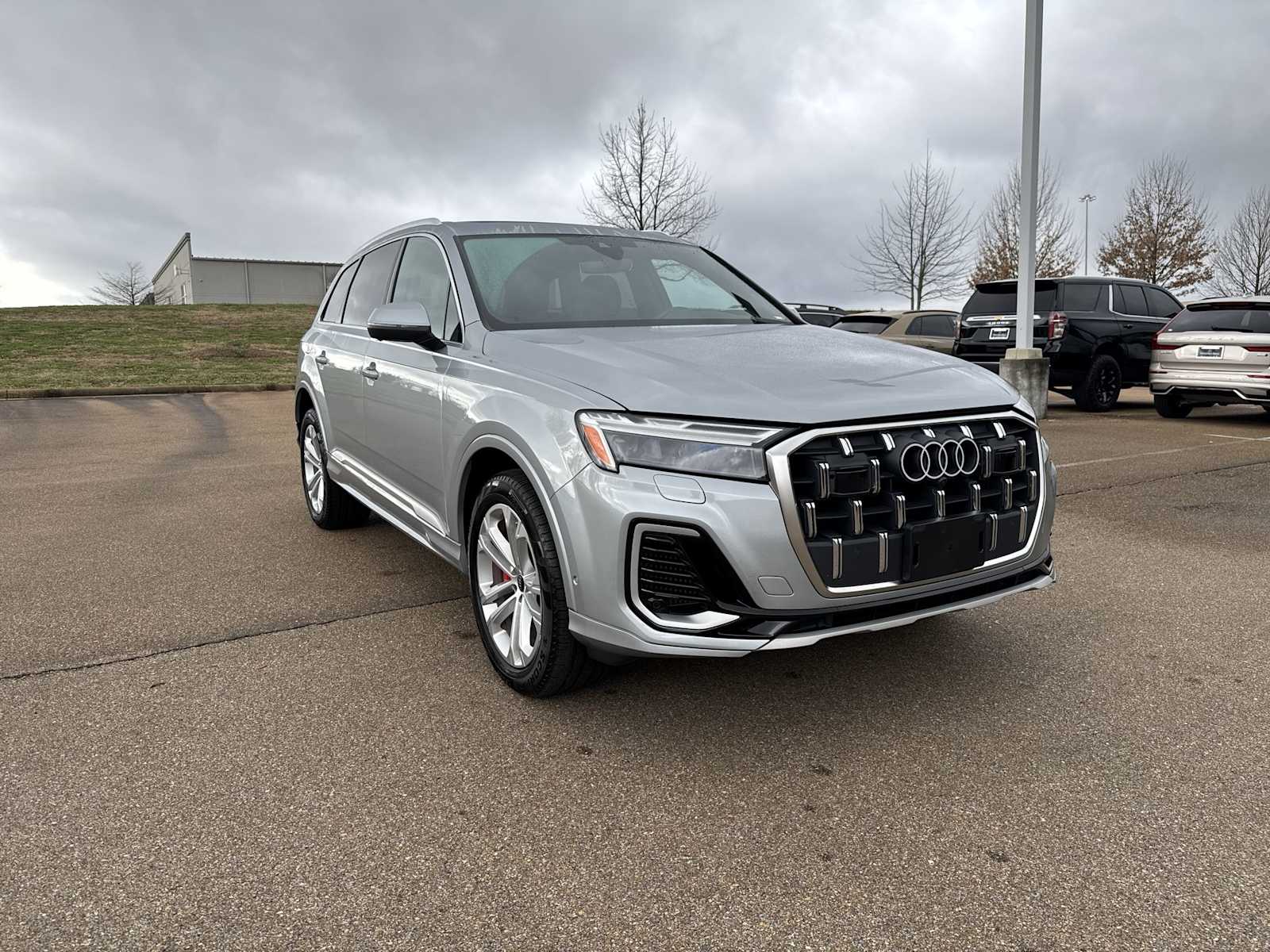 Thumbnail: 2025 Audi Q7 - 8