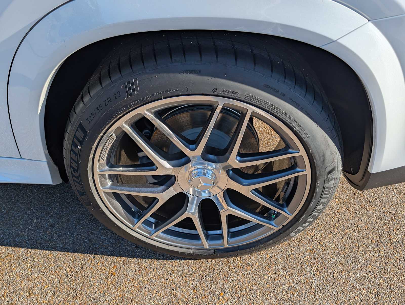 Thumbnail: 2026 Mercedes-Benz GLE - 26