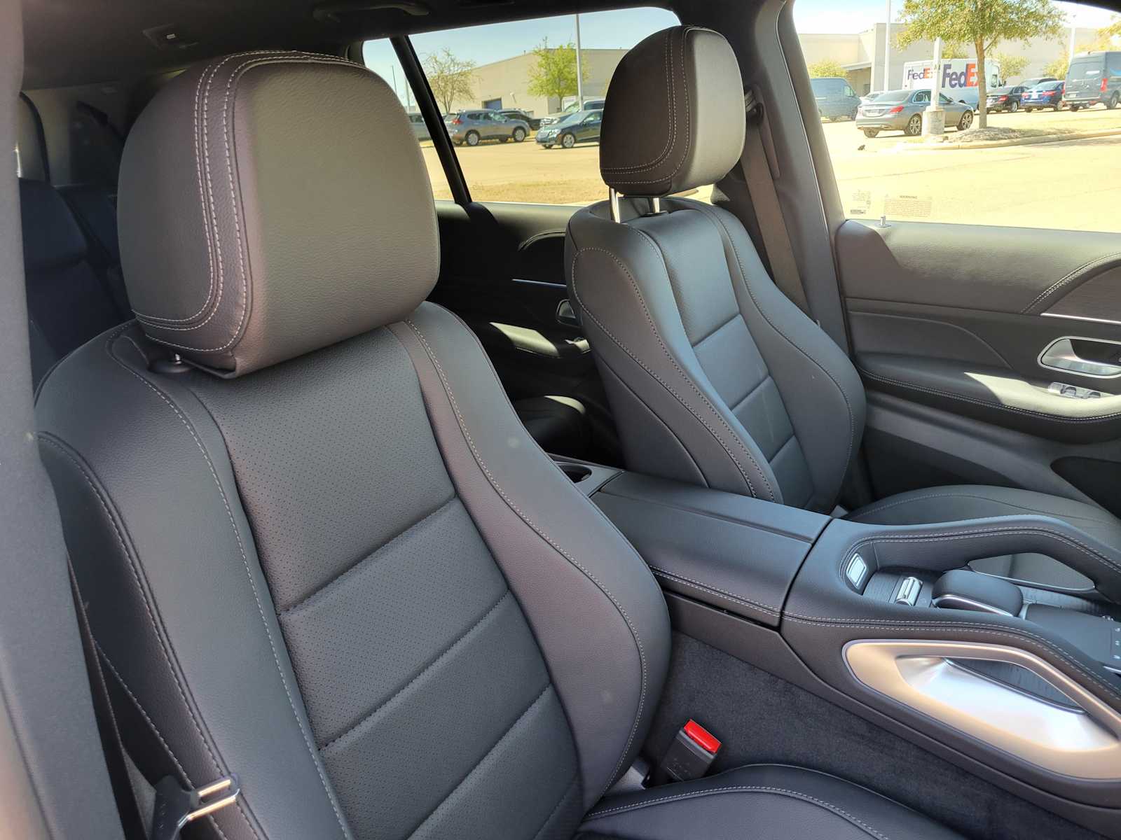 Thumbnail: 2025 Mercedes-Benz GLS - 22