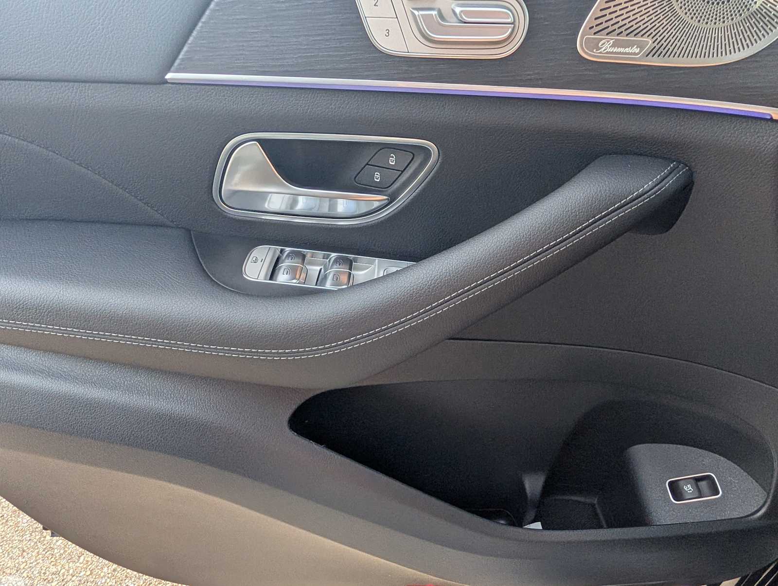 Thumbnail: 2026 Mercedes-Benz GLS - 18