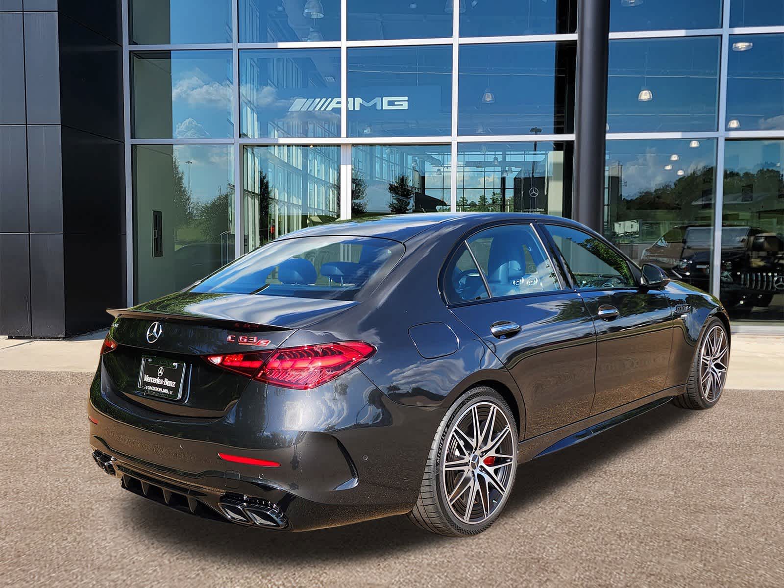 Thumbnail: 2025 Mercedes-Benz C-Class - 25
