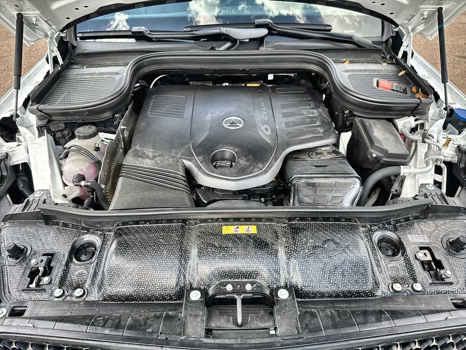 Thumbnail: 2026 Mercedes-Benz GLE - 13