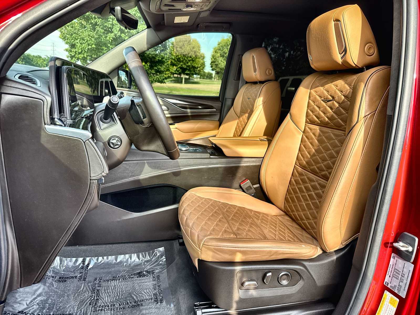 Thumbnail: 2023 Cadillac Escalade - 3