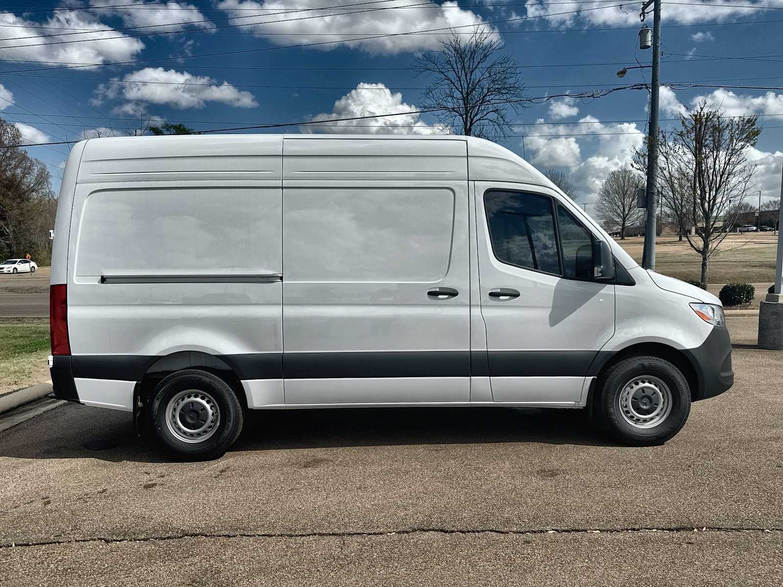 Thumbnail: 2026 Mercedes-Benz Sprinter - 10