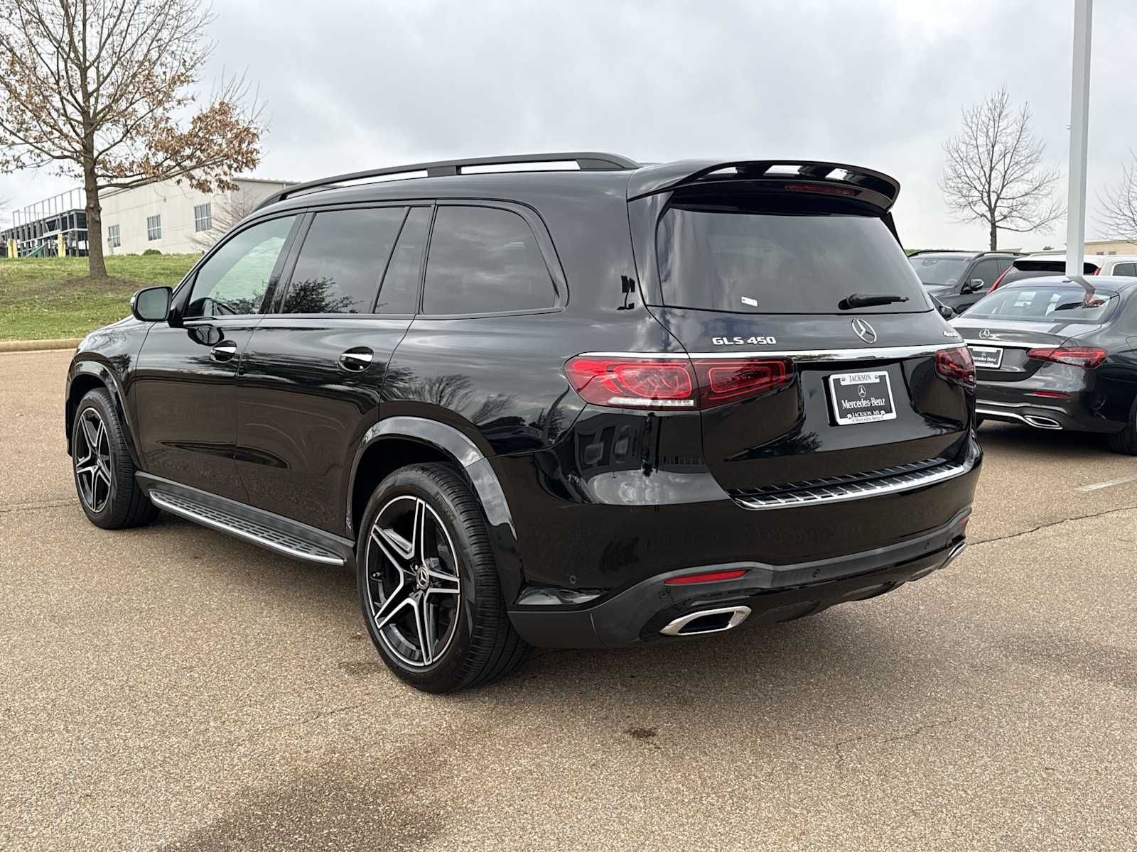 Thumbnail: 2023 Mercedes-Benz GLS - 3