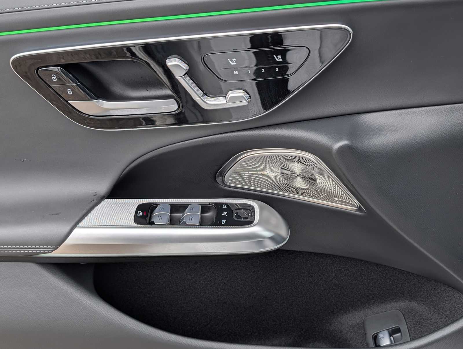 Thumbnail: 2024 Mercedes-Benz E-Class - 22