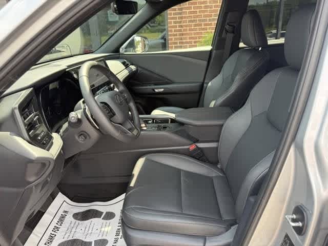 Thumbnail: 2025 Lexus TX - 4