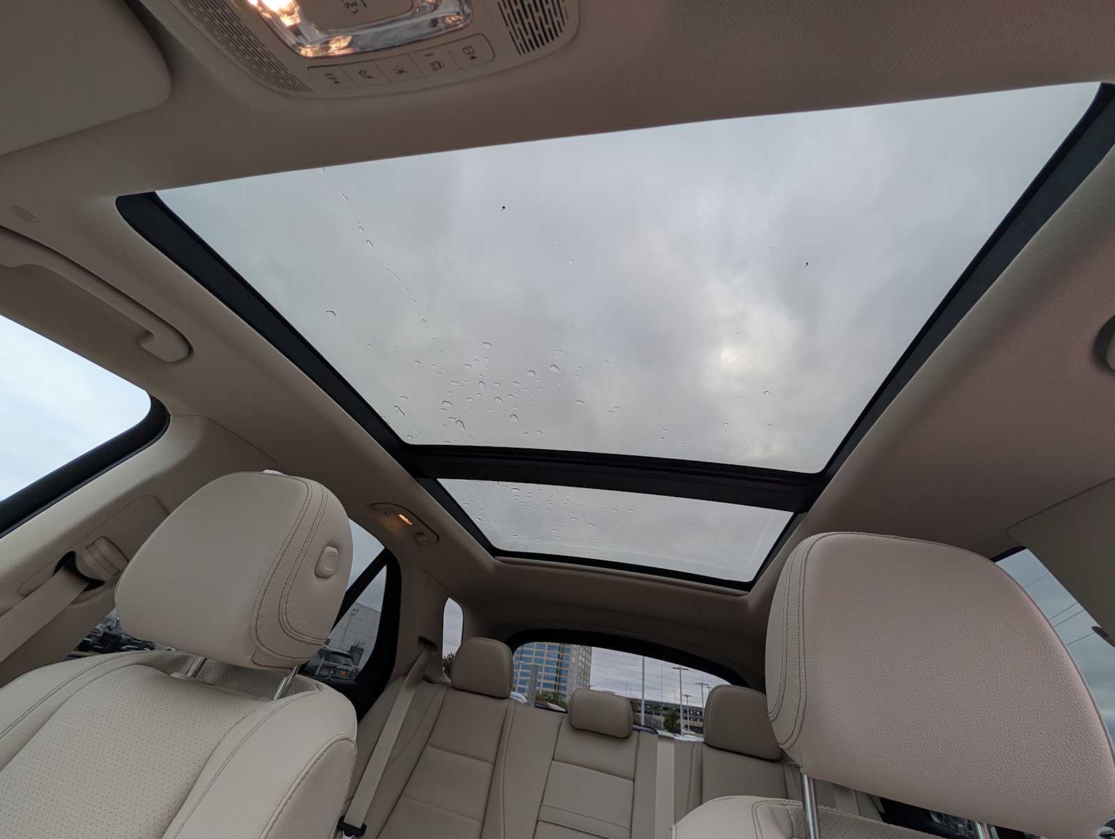 Thumbnail: 2026 Mercedes-Benz GLE - 24