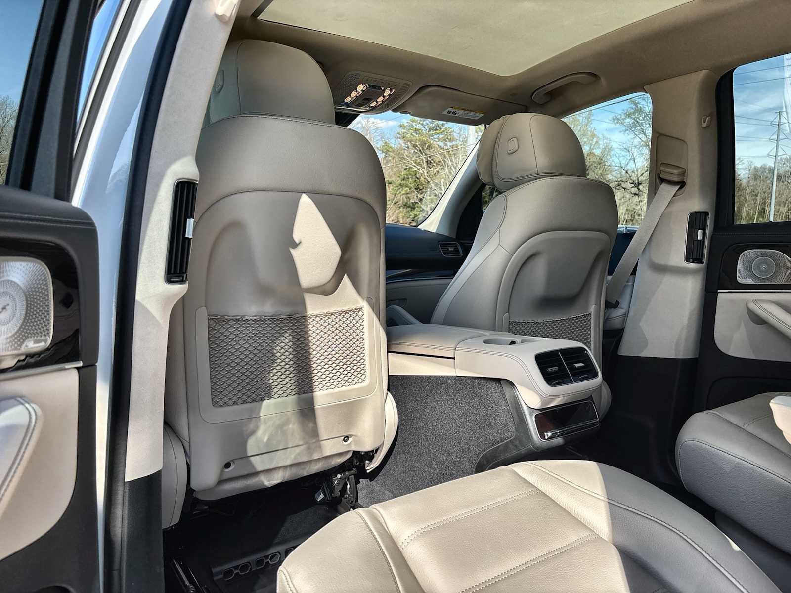 Thumbnail: 2026 Mercedes-Benz GLS - 16