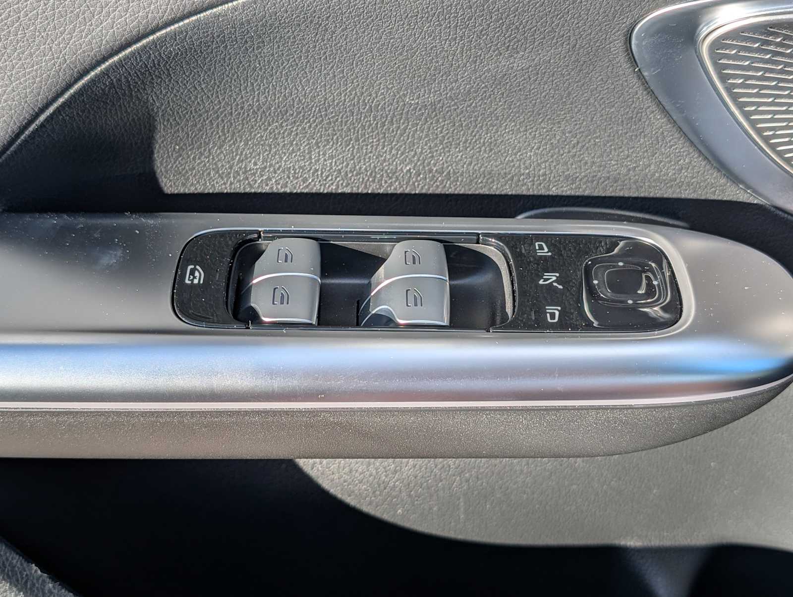 Thumbnail: 2026 Mercedes-Benz C-Class - 19