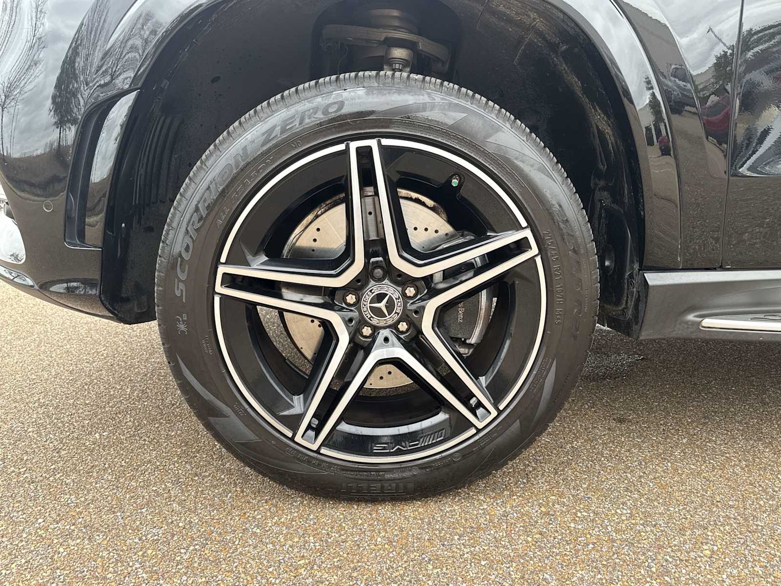 Thumbnail: 2023 Mercedes-Benz GLS - 12