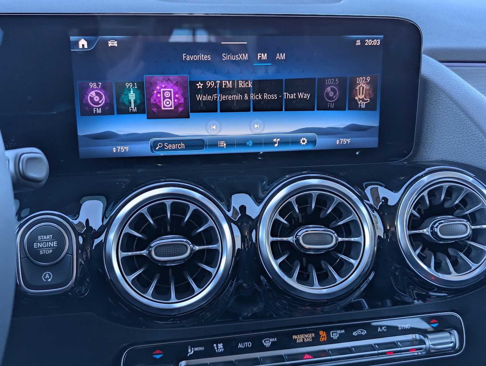 Thumbnail: 2026 Mercedes-Benz GLA - 15