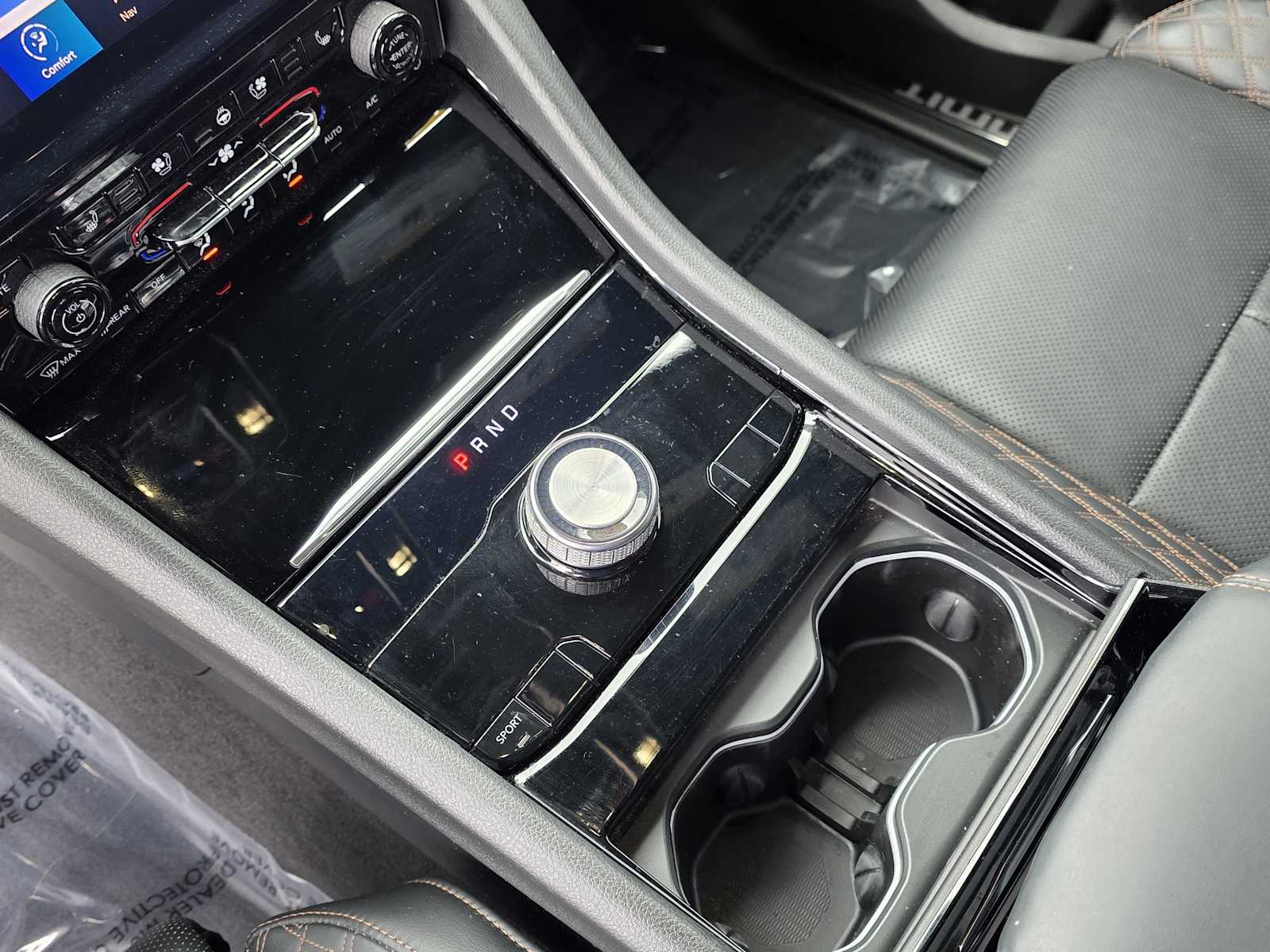 Thumbnail: 2022 Jeep Grand Cherokee L - 11