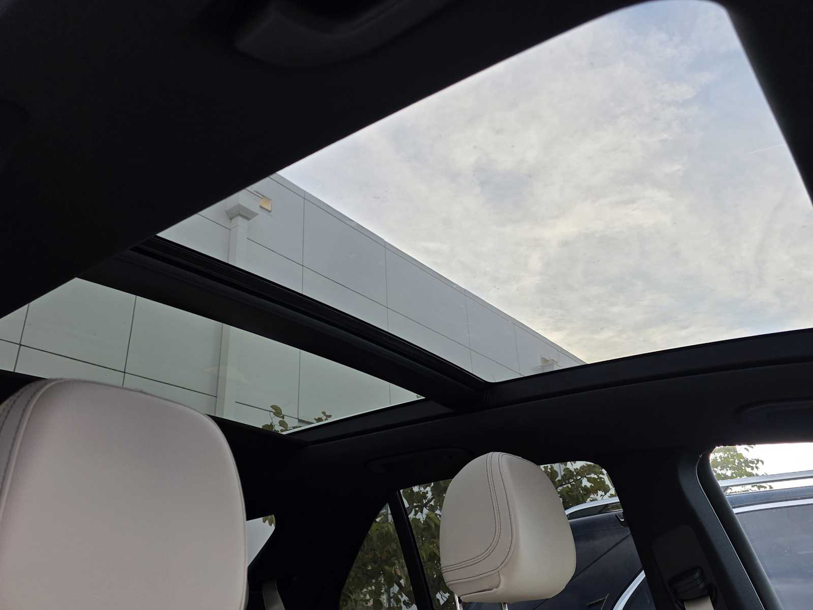 Thumbnail: 2025 Mercedes-Benz GLE - 5