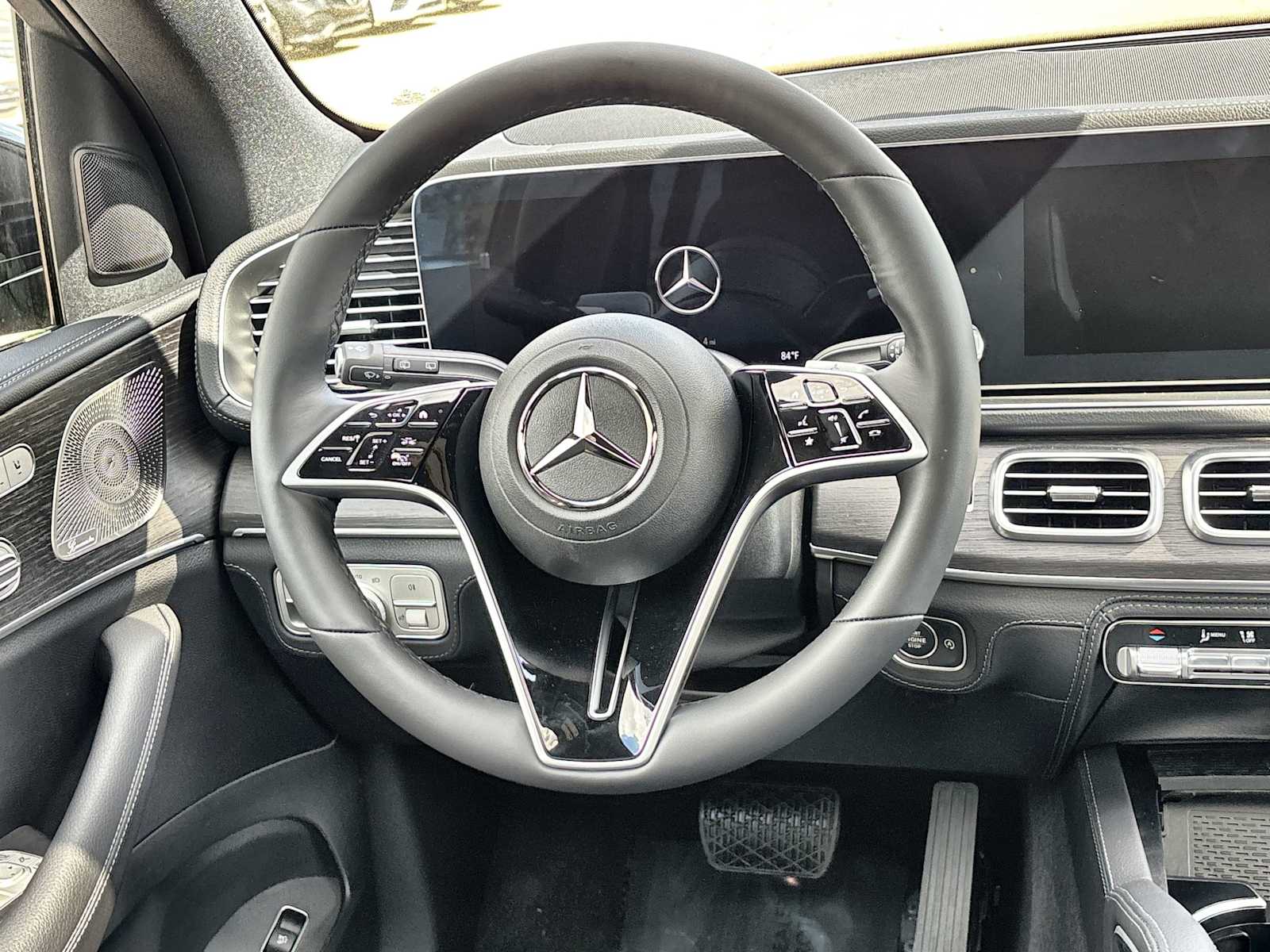 Thumbnail: 2026 Mercedes-Benz GLE - 21