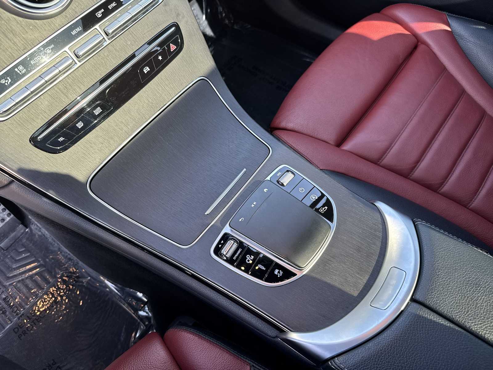 Thumbnail: 2021 Mercedes-Benz GLC - 22