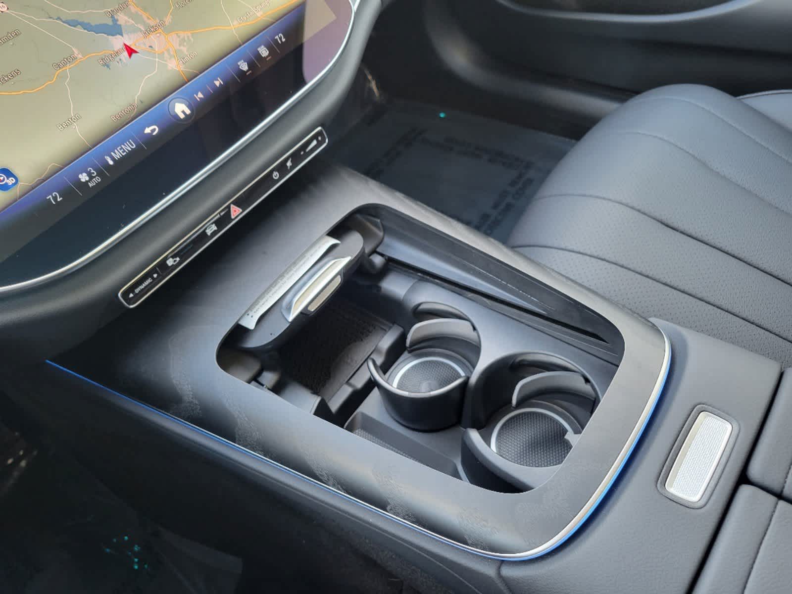 Thumbnail: 2025 Mercedes-Benz E-Class - 15