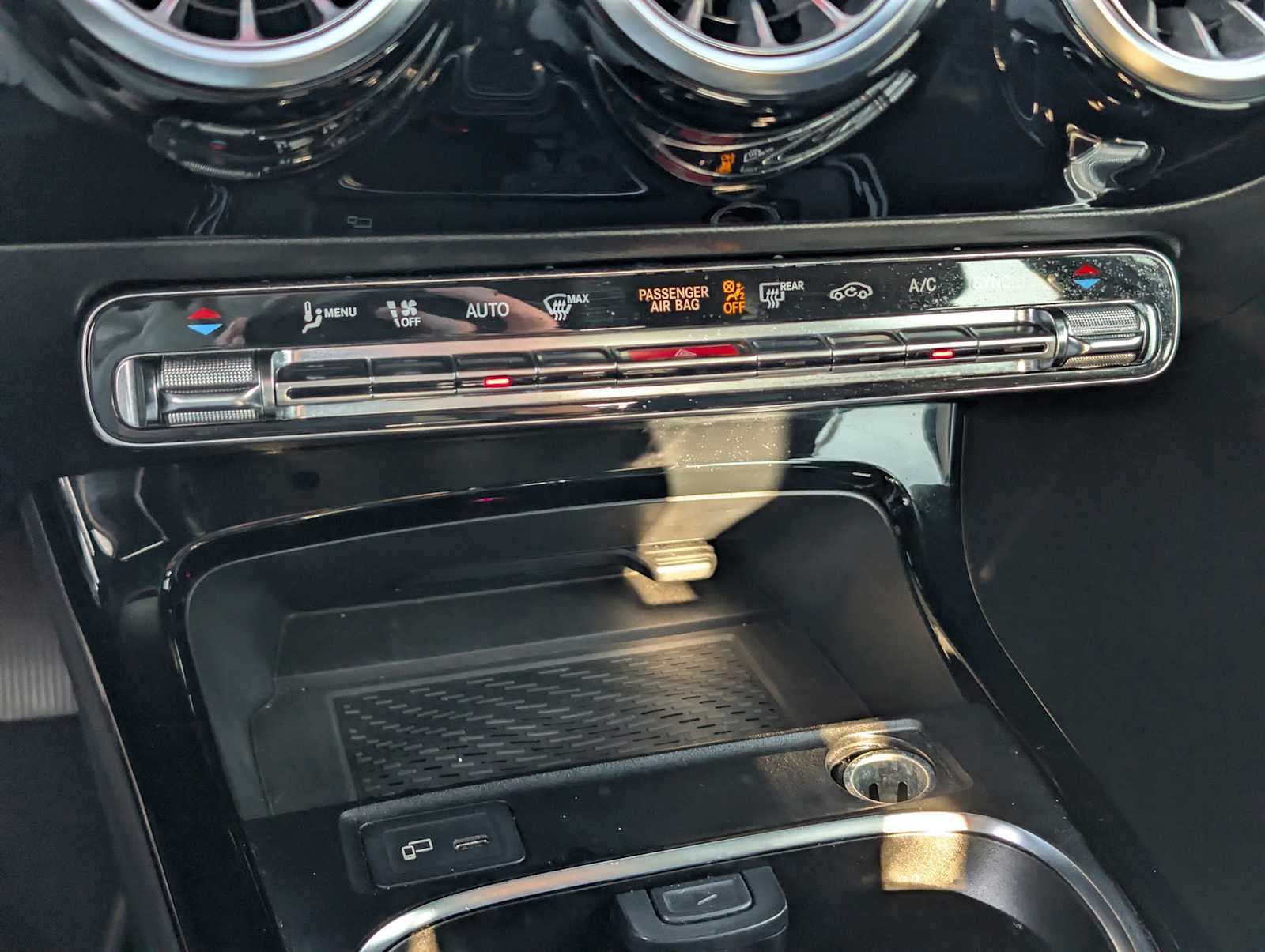 Thumbnail: 2019 Mercedes-Benz A-Class - 17