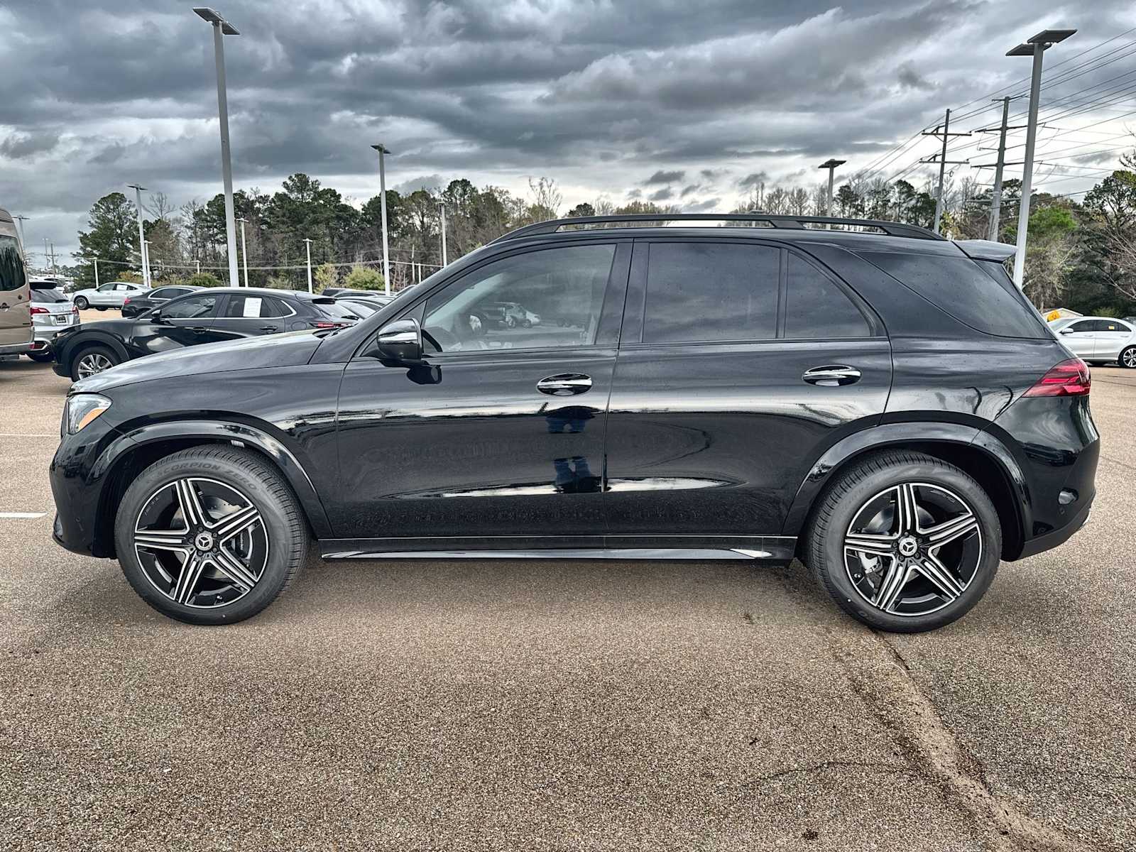 Thumbnail: 2026 Mercedes-Benz GLE - 5